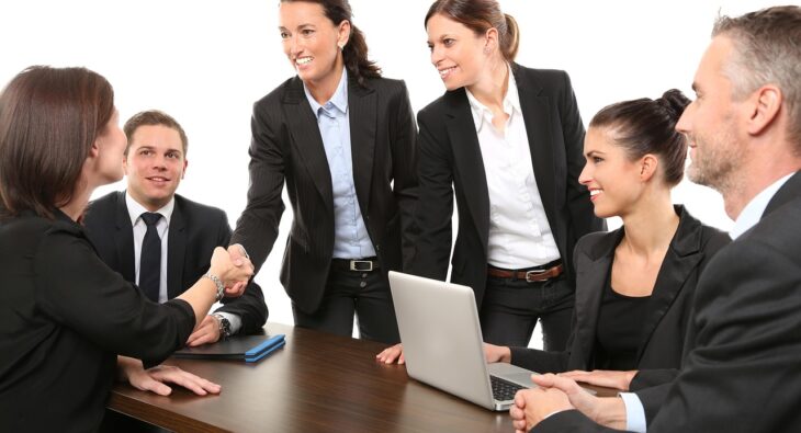 Ces secteurs français qui recrutent à létranger : Découvrez pourquoi ils ne peuvent pas se passer de vous !